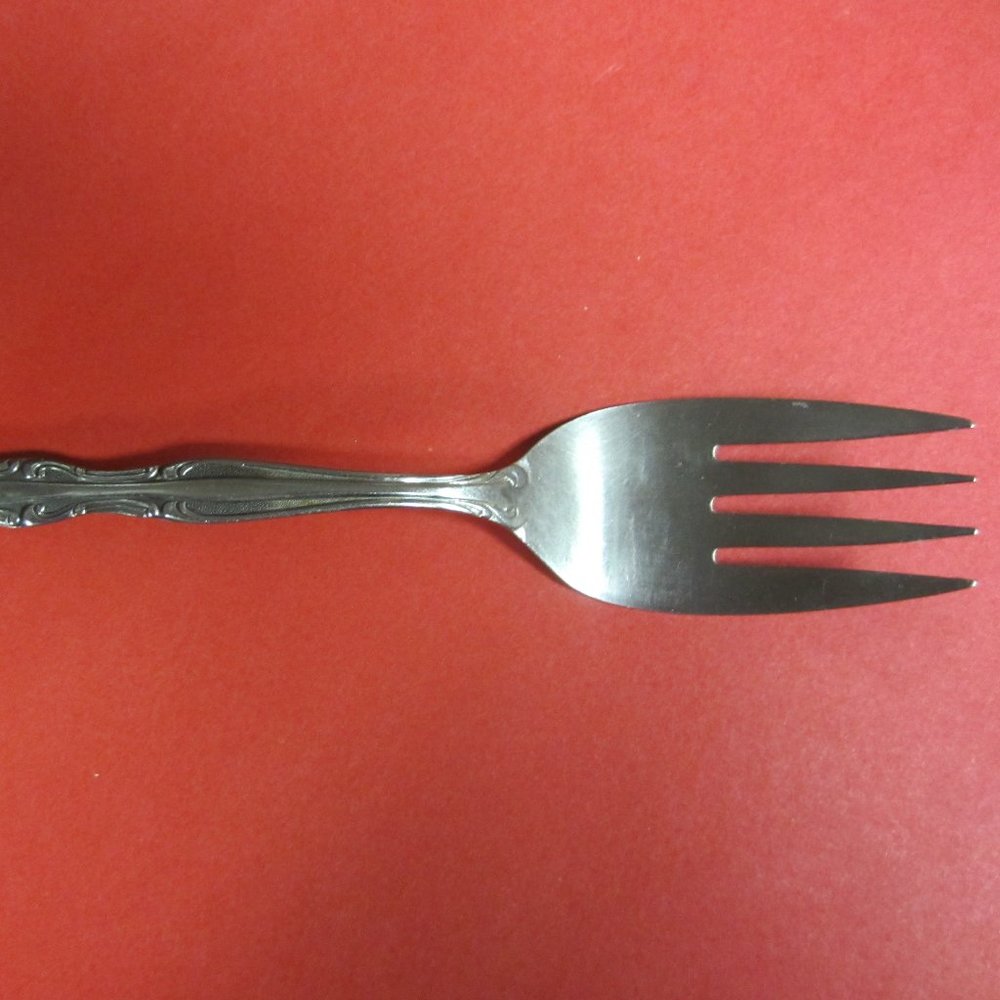 VINTAGE 80'S LIFETIME CUTLERY STAINLESS GLOSSY SCROLL EDGE COLD MEAT FORK